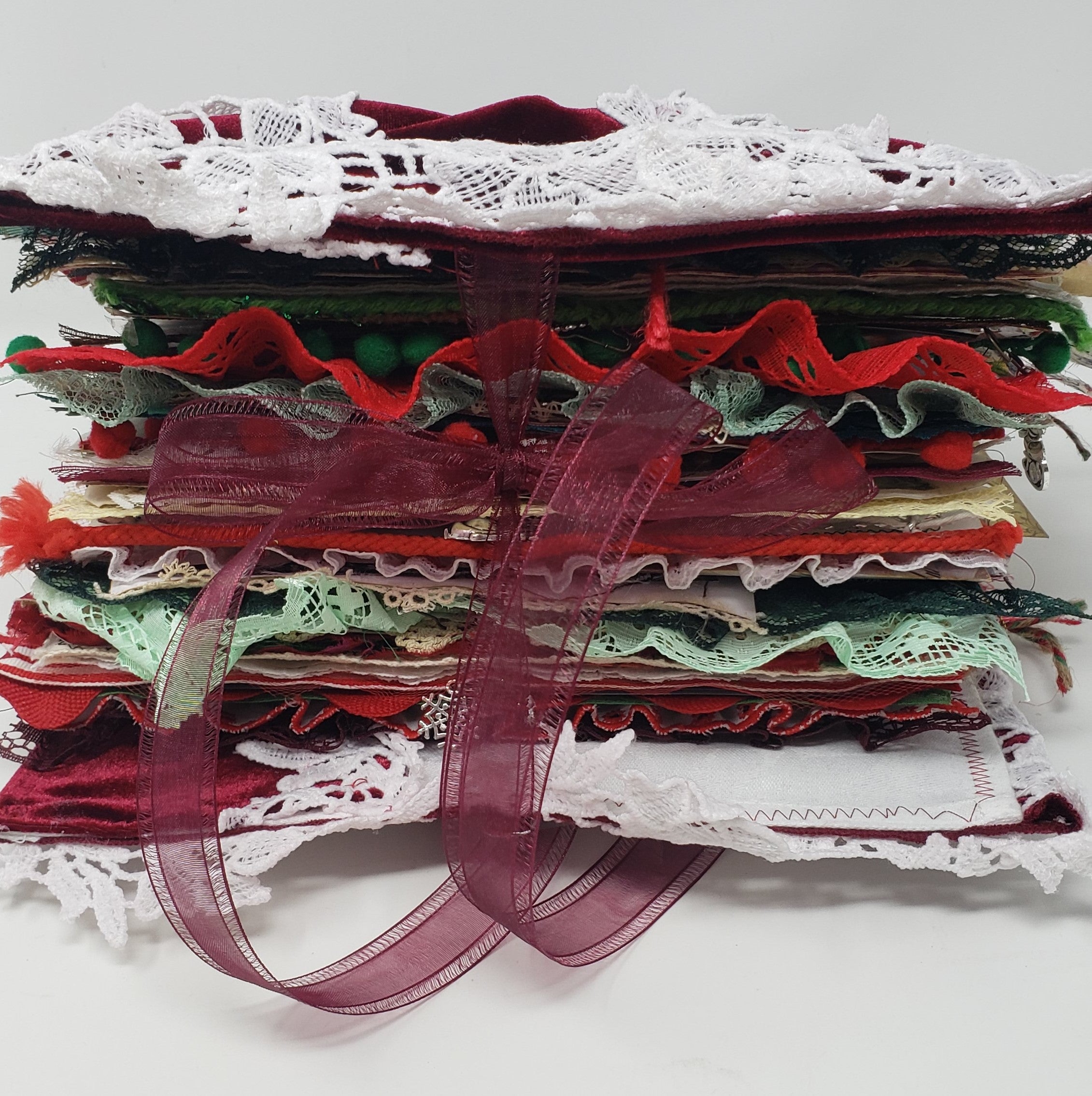 Junk Journal - A Christmas Dream Handmade