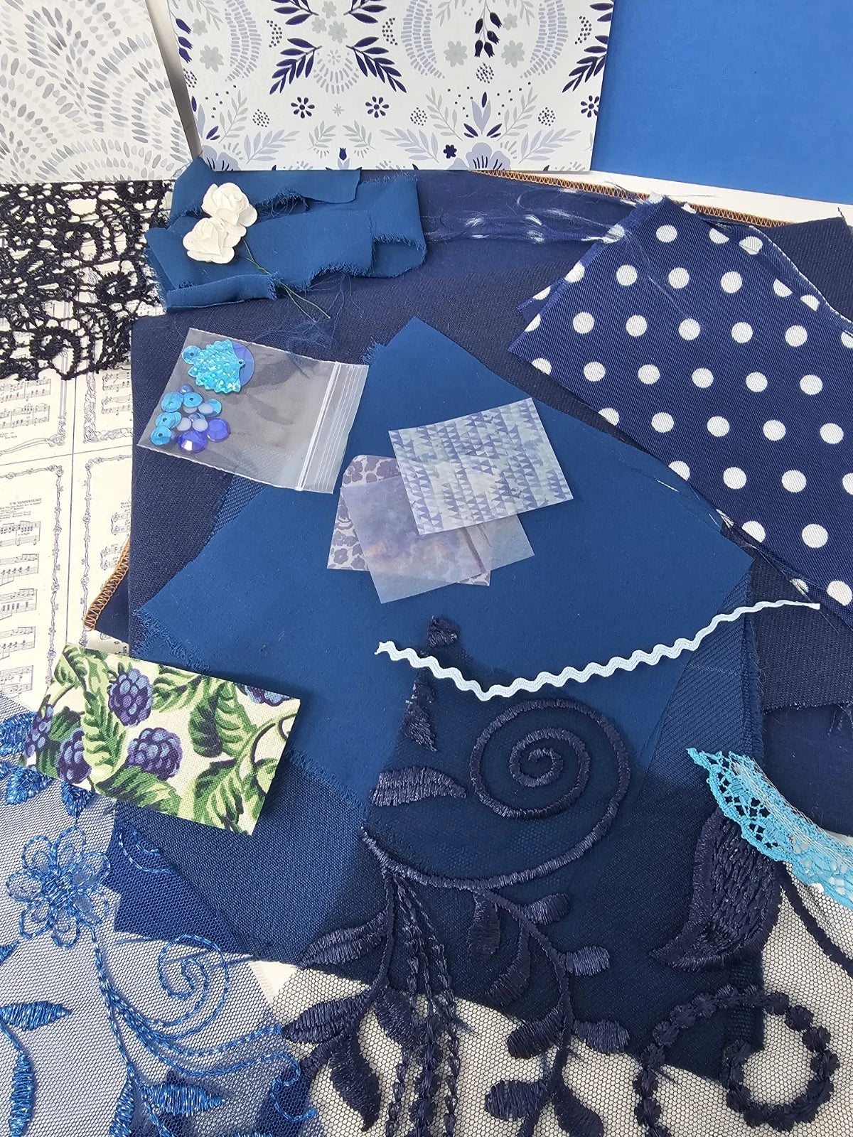 Journaling Kit "Out Of The Blue"