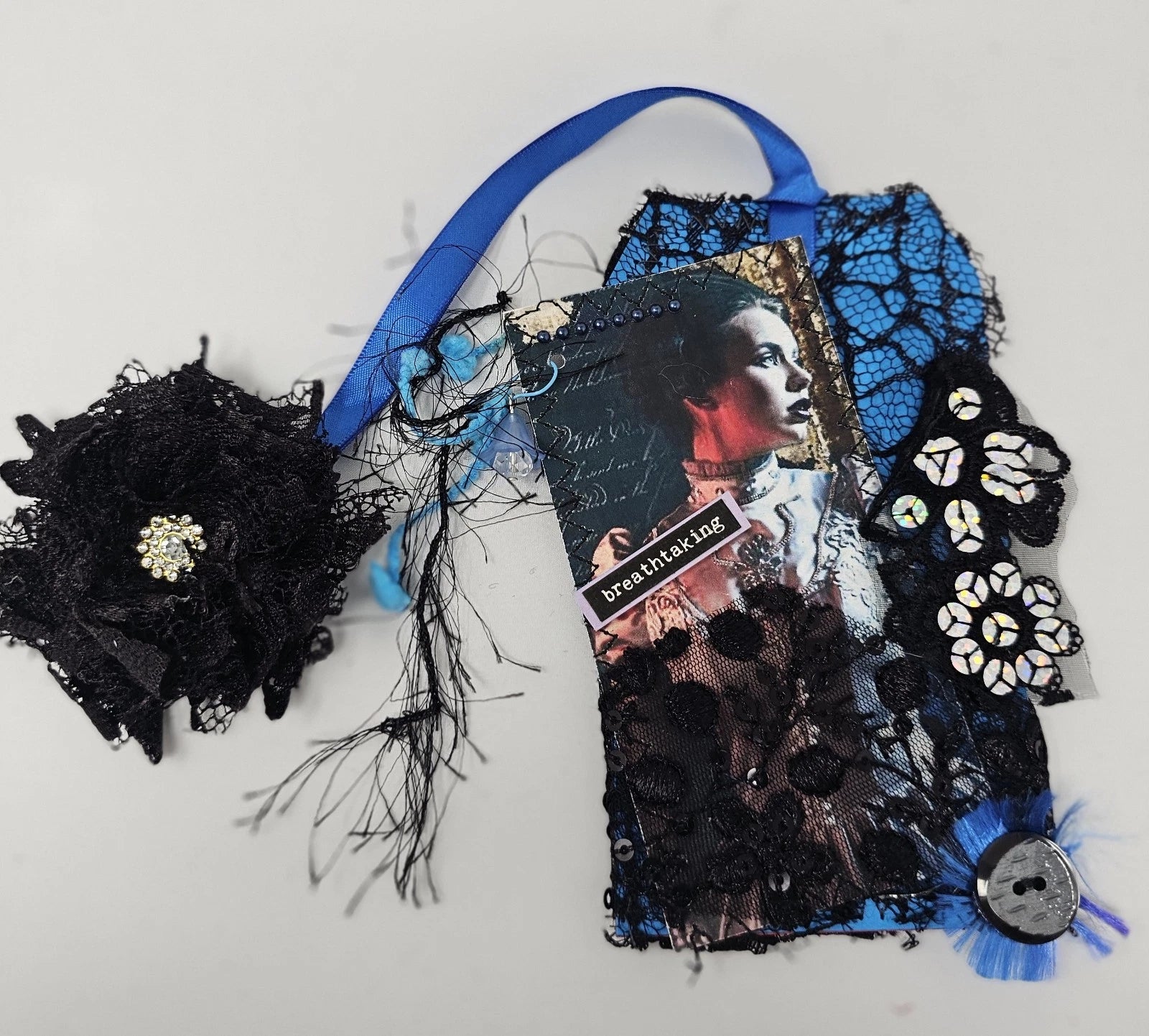 Vintage Chic Lace Bookmark - Breathtaking - Handmade
