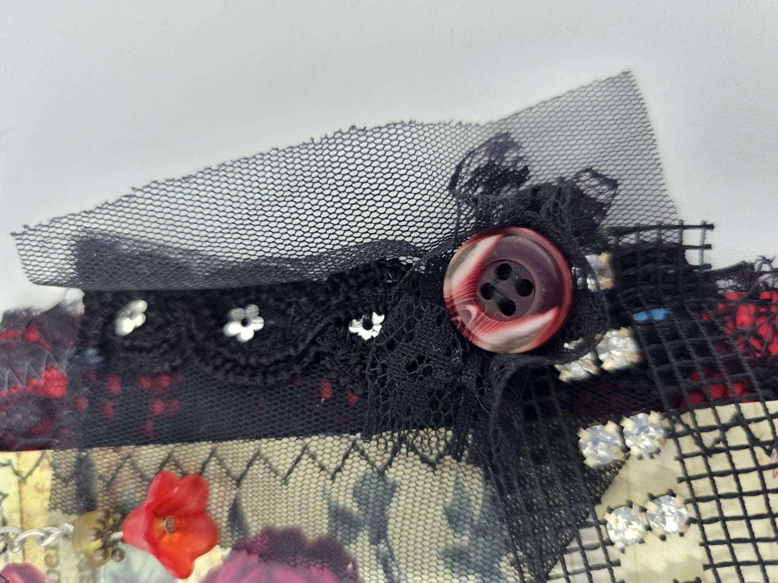 Vintage Chic Lace Bookmark - Keepsake - Handmade