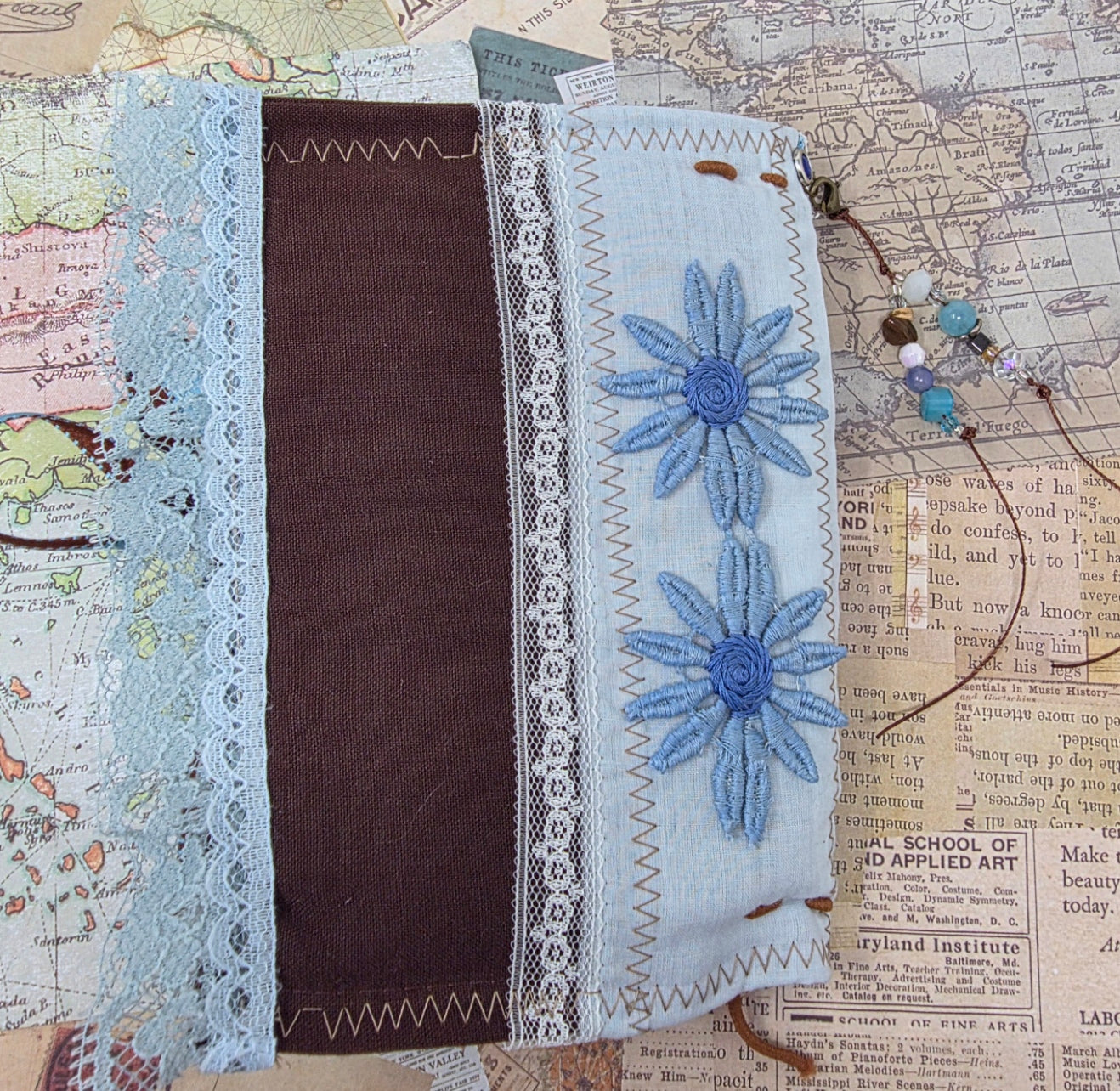 Vintage Passport Holder - Blue Roses