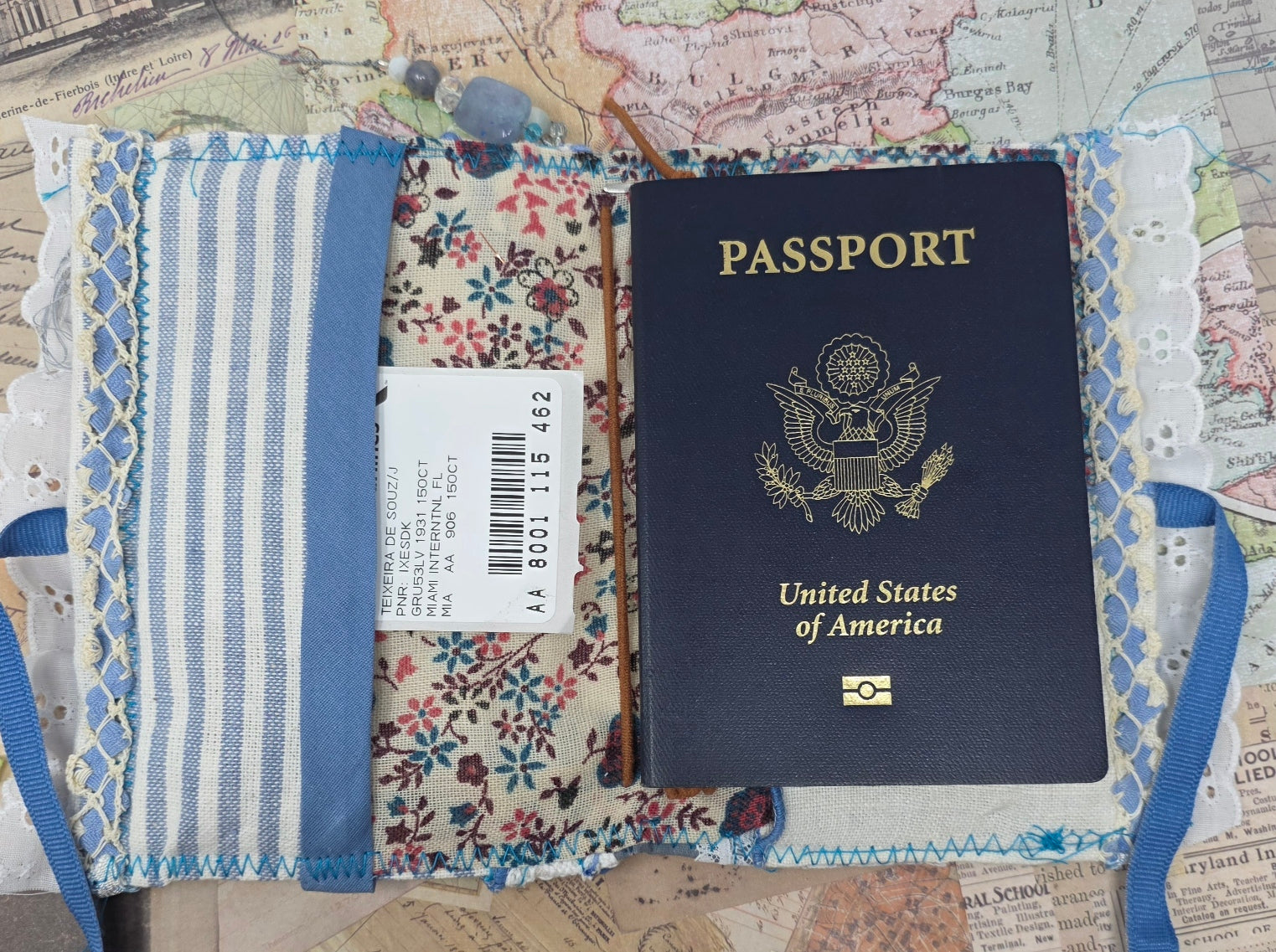 Vintage Passport Holder - Stripes